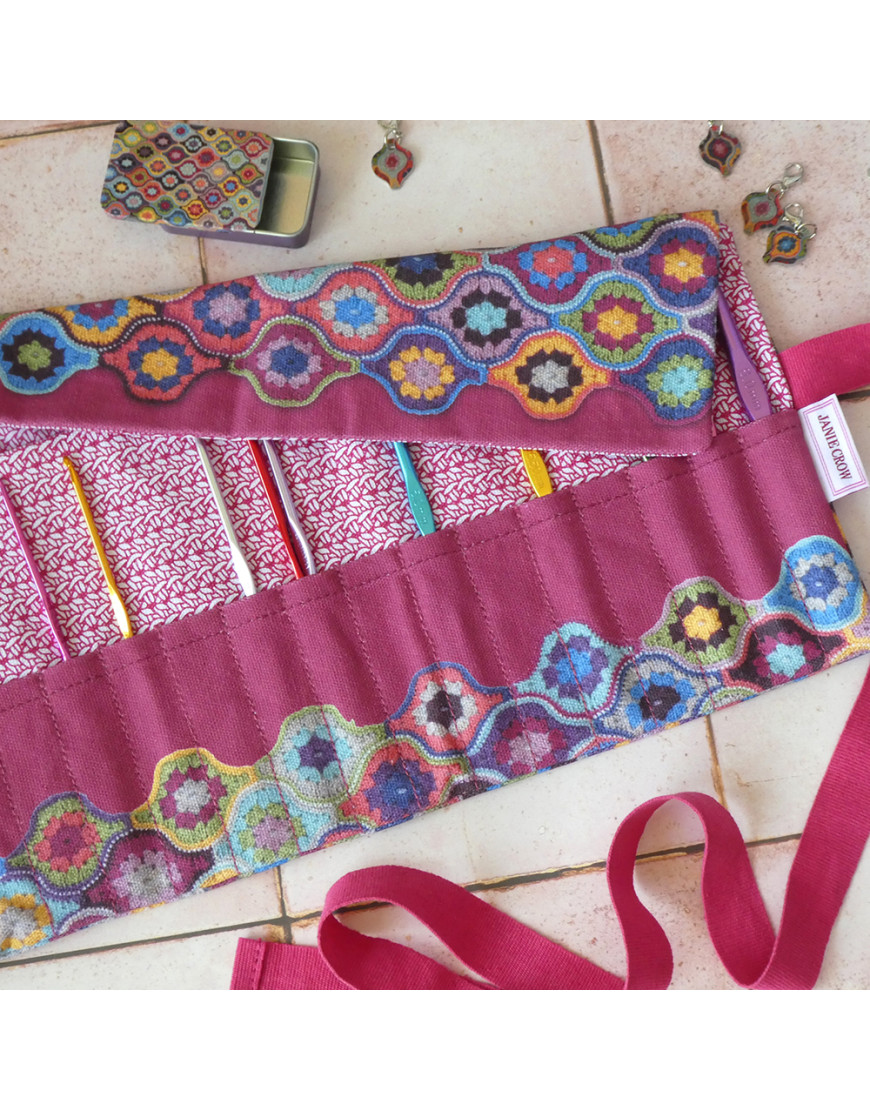 Emma Ball Crochet Hook Wrap KN37